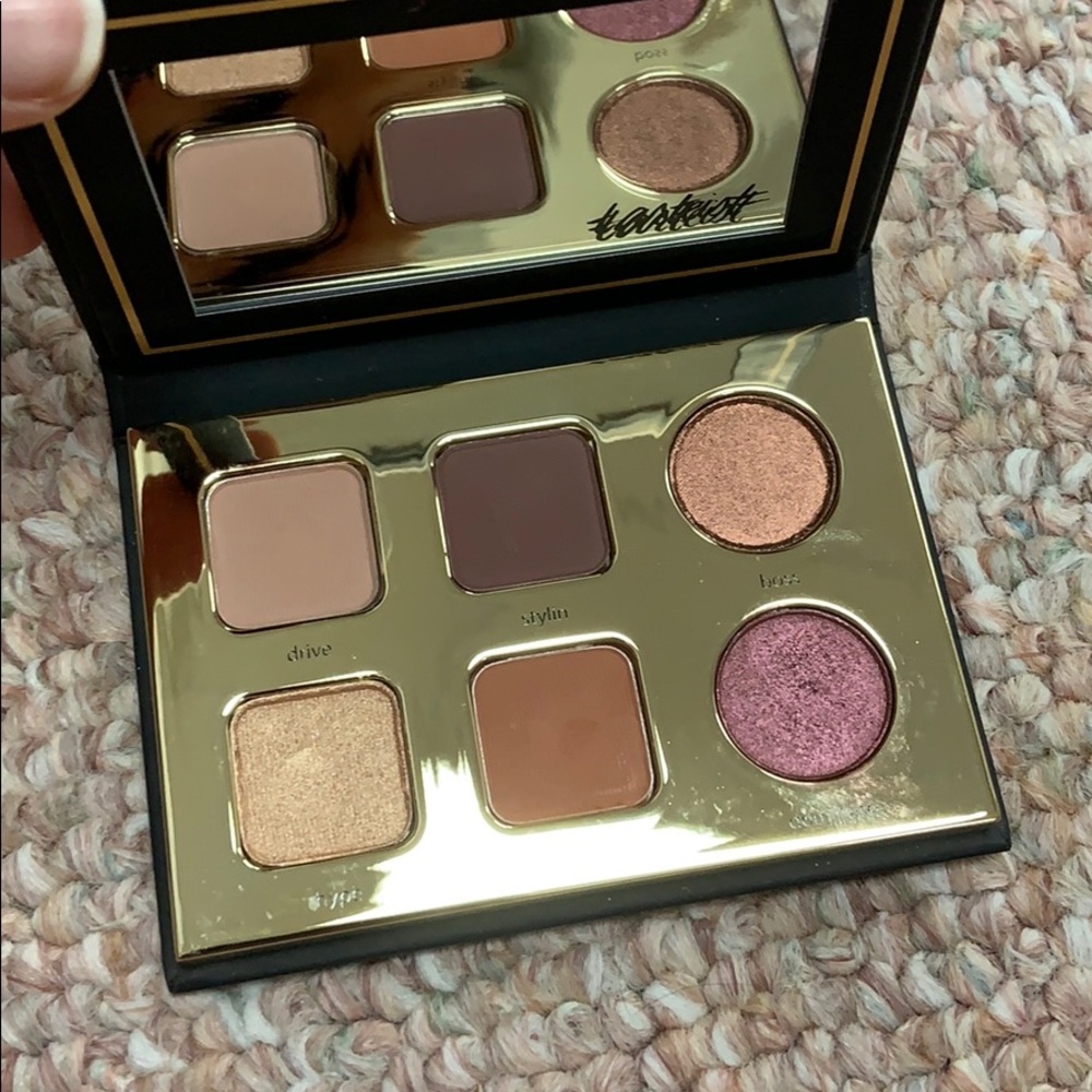 Tart palette to go